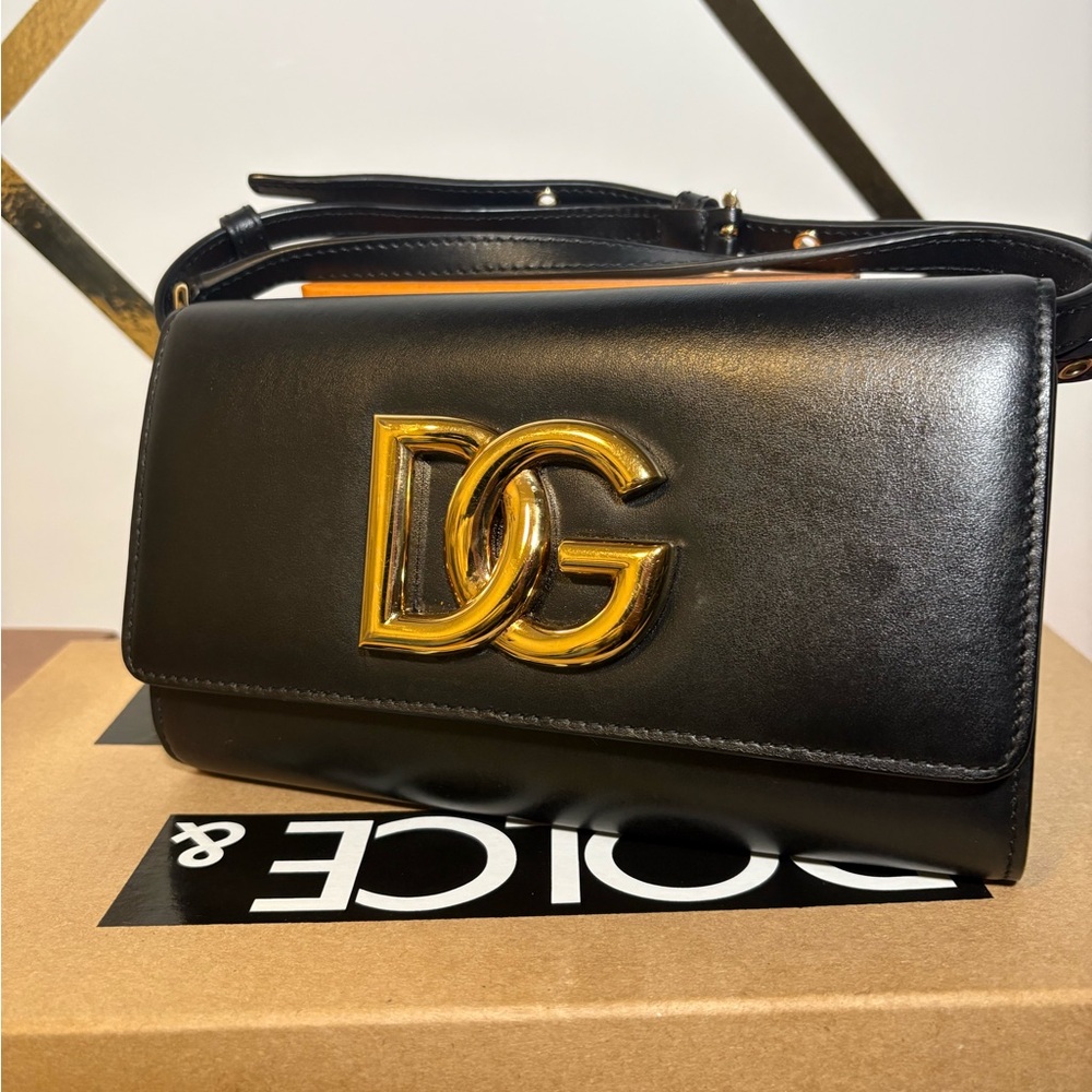 Dolce & Gabbana Black and Gold Crossbody Bag Dolce & Gabbana 3.5 DG Shoulder Bag
